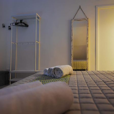 Essenza Suite Siracusa Con Jacuzzi Privata Syracuse Exterior foto
